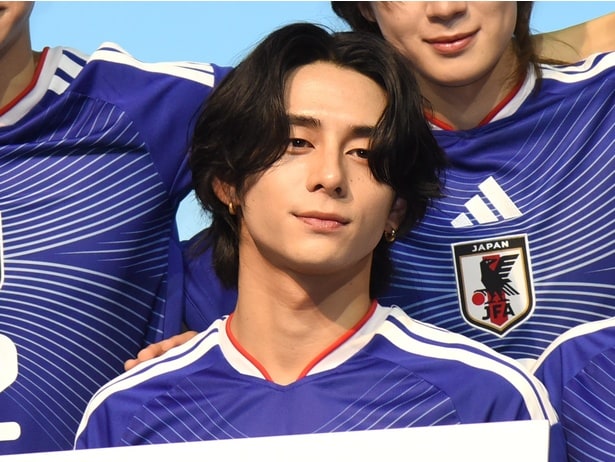 「JI BLUE」メンバーの西洸人さん(INI)