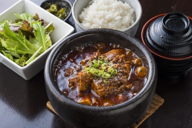 特選石焼麻婆豆腐御膳(1680円)