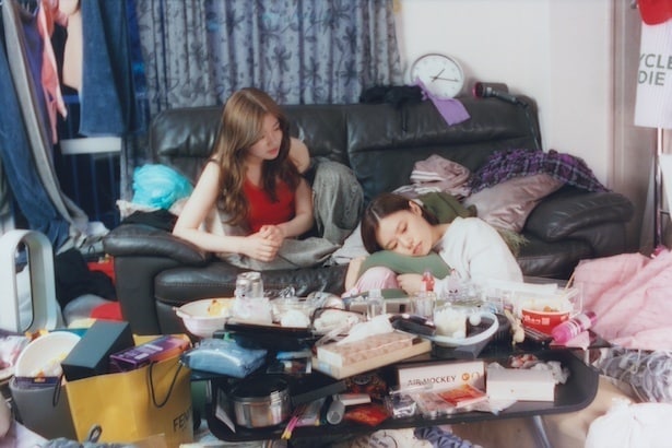 【写真】ライ(南琴奈)と出会い、新たな世界へと足を踏み入れた由嘉里(杉咲花)