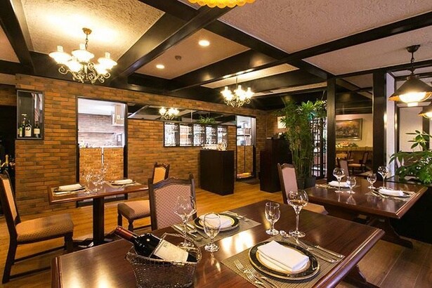 「欧風レストラン バーデンバーデン」