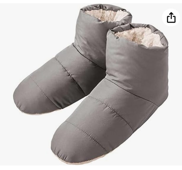 湿気を熱に、足元ぽかぽか。ふっくら包むルームブーツ【グンゼ】のルームシューズがAmazonに登場中‼