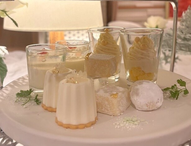 「White Christmas アフタヌーンティー」2段目のプレート