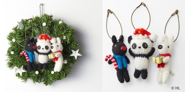 写真左から「あみぐるみ クリスマスリース付セット」(1万1000円・限定9個)、「あみぐるみ マスコット(3体セット)」(9988円・限定12セット) 