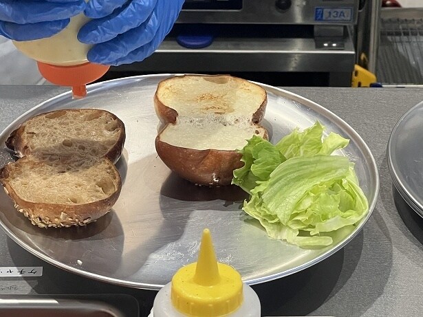 使用するソースはすべて手作り