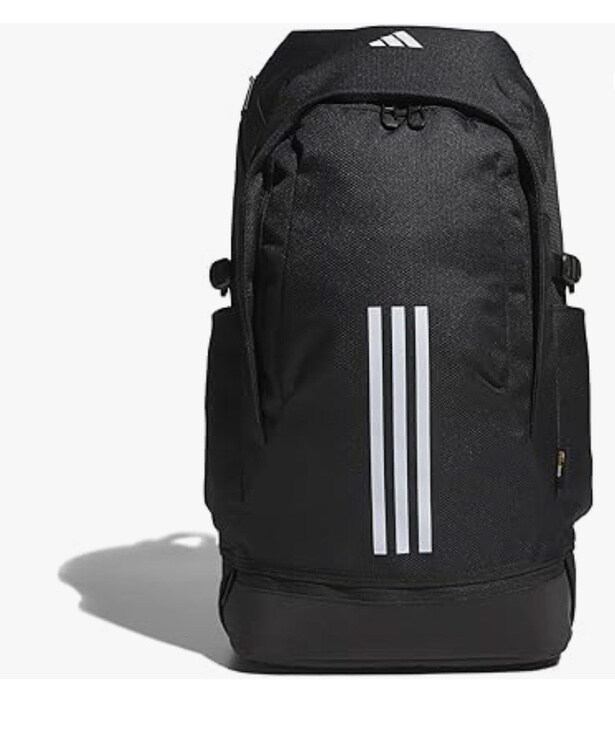 シューズ専用コンパートメント付き。整理しやすく、毎日を支える万能モデル【アディダス】のリュックがAmazonに登場中‼