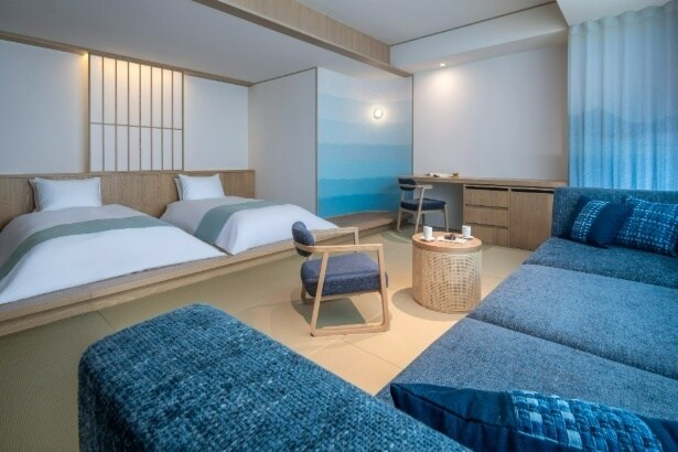 寝台の後ろに「大竹和紙」を使用