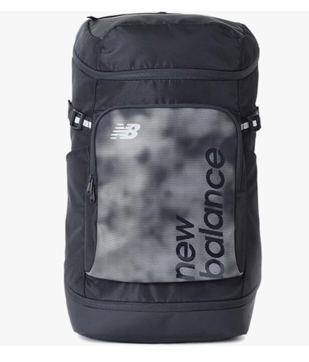 シューズ専用ルーム付き。雨の日も安心の高撥水仕様【ニューバランス】のリュックがAmazonに登場中‼