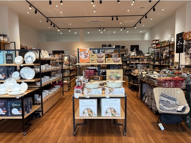 左側がPEARL LIFE、右側がCAPTAIN STAG