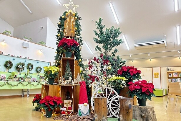 2024年の講習棟内のディスプレイ