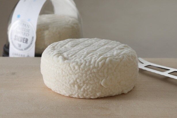 Super Gold賞を獲得した広島県「チーズ工房乳ぃーずの物語。」の「雪子」