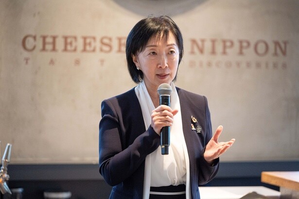 「一般の消費者層にもっと日本のチーズの魅力を広めていきたい」と「チーズプロフェッショナル協会」の会長、坂上あきさんは語る