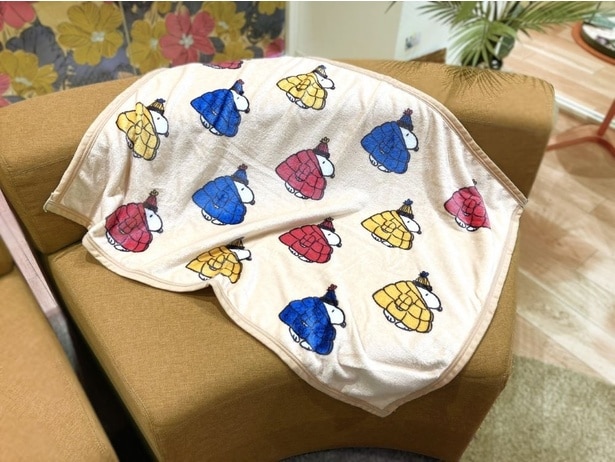 「ひざ掛け」(2200円)