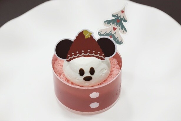 「アソーテッド・ミニーケーキ」に入っている“リルリンリン”デザインのケーキは全3種類。こちらはストロベリーホイップクリームのロールケーキ