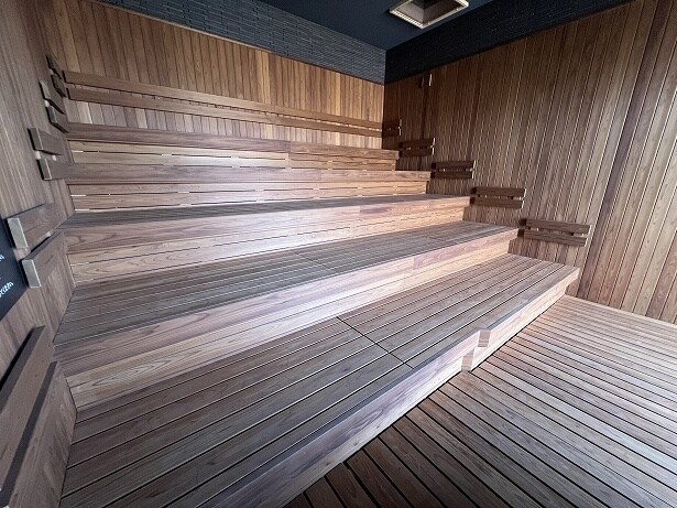 「ENTAME SAUNA」は座面が4段あり、座る位置によって体感温度がかなり違う