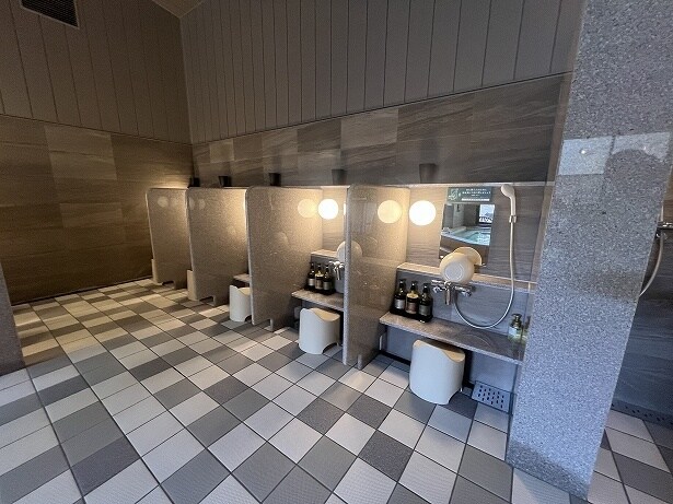 カランに仕切りがあるのがうれしい