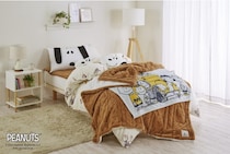 スヌーピーの耳付き“着る毛布”がかわいすぎ！nishikawa冬寝具キャンペーンで非売品エコバッグも