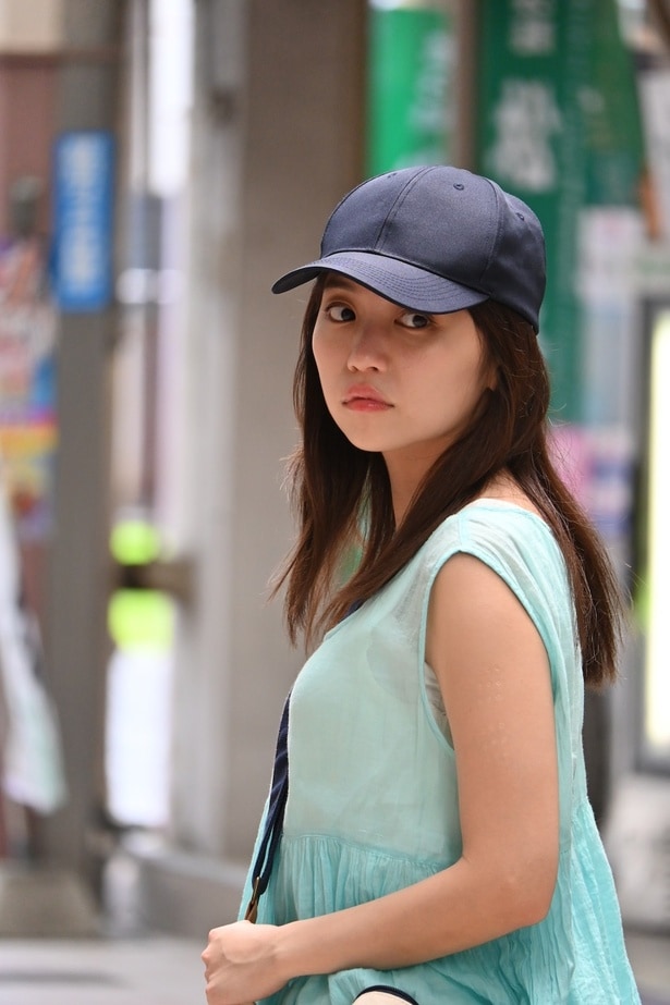 事件の中心となるシングルマザー、橋口凪役を演じた大原優乃さん