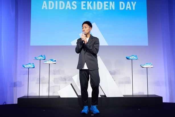 主催者あいさつで登壇したアディダス ジャパン代表取締役の萩尾孝平さん