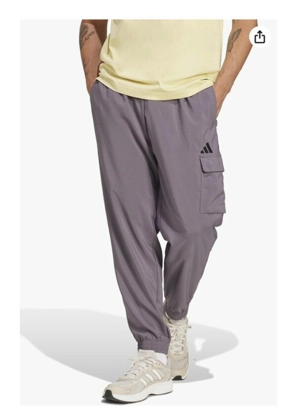 動きやすく、合わせやすいアイテム。モダンに仕上げた【アディダス】のロングパンツがAmazonに登場中‼