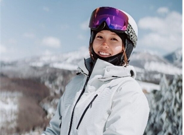 勝浦由衣プロ(JTBガイアレック主催の企画参加のスキーサポーター)