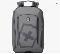 アウトドアライフに最適なスポーティーバックパック！【ビクトリノックス】のリュックがAmazonに登場中‼