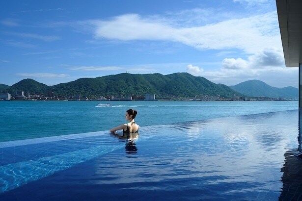 インフィニティプール滞在イメージ