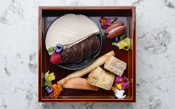 「お堀端の玉手箱」二の重