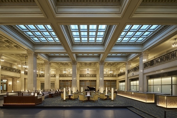 静かに流れる時間の中でコーヒータイム!国指定重要文化財・明治生命館内に「明治安田CAFE 丸の内」が誕生