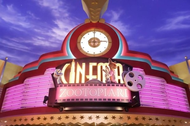 舞浜駅前のイクスピアリが“ズートピア化”!シネマイクスピアリの入り口サインも「ZOOTOPIARI」に