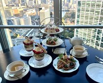 ザ ロイヤルパークホテル アイコニック 東京汐留にクリスマス限定のアフタヌーンティが登場！高層階の絶景を眺めながら楽しむ贅沢な体験