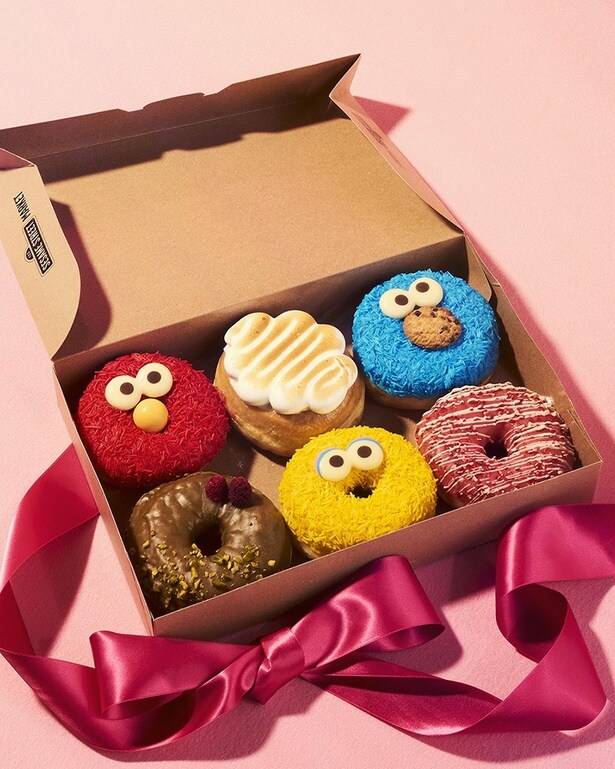 「COLORFUL FRIENDSドーナツボックス(6個入り)」(2960円)