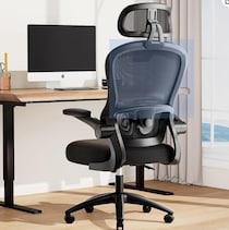 使いやすさが抜群の多機能設計！【ジーエックストレース】のオフィスチェアがAmazonに登場中‼