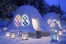 【星野リゾート】太宰治の“七つの雪”がテーマ。「界 津軽」にて、大間のマグロと地酒を楽しむ「津軽七雪かまくらアペロ」が2月限定で開催