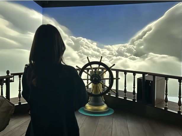 巨大な船に乗って4つのミュージックビデオの世界へ飛び出す「IMAGINATION VOYAGE」エリア