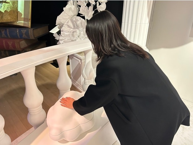 『ケセラセラ』のリズムを振動として感じられる仕掛け