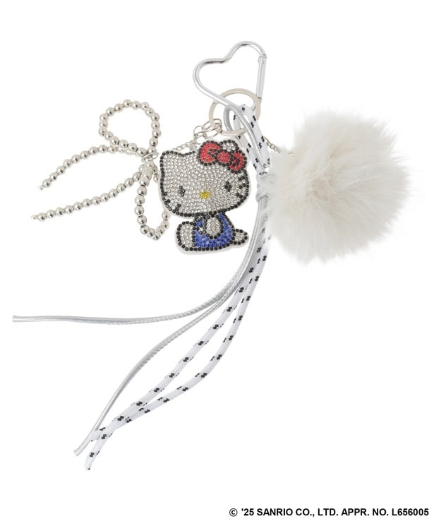 「ハローキティ」バージョンの「キラキラファーチャーム」(2480円)