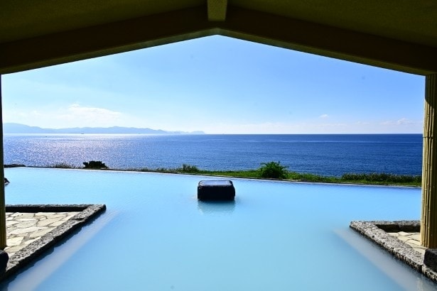 東シナ海の大海原が眼前に広がる