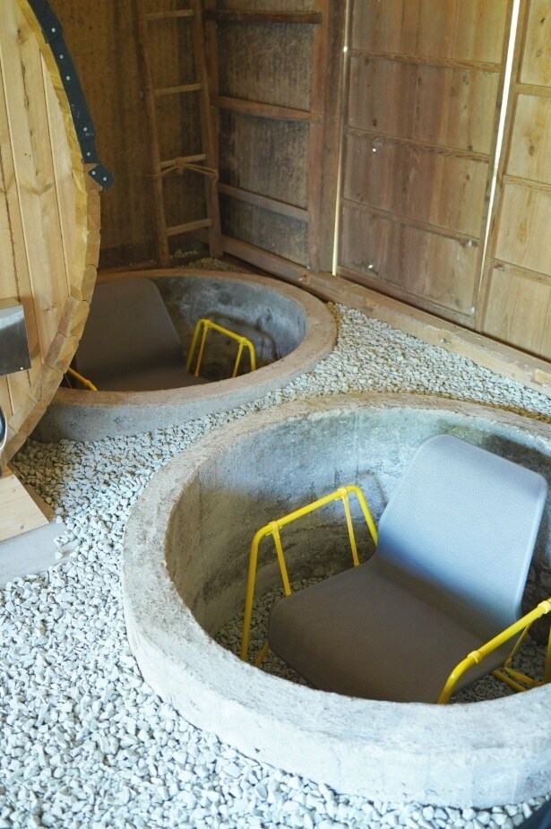 籾殻を保管していた小さな“縦穴”のようなスペース