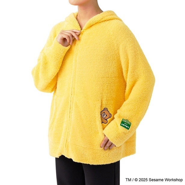 「SESAME STREET meets LOVOT ふわもこパーカー(ヒト用)」(1万3970円)