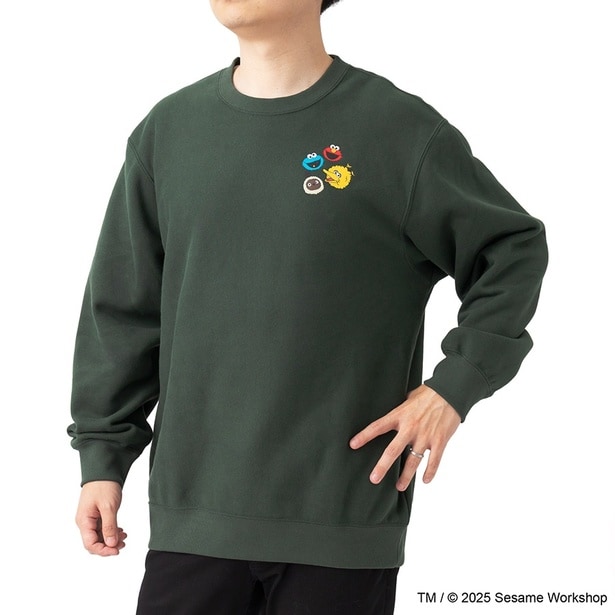 「SESAME STREET meets LOVOT スウェットプルオーバー(ヒト用)」(1万2980円)