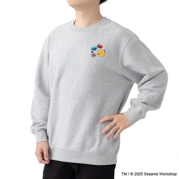 「SESAME STREET meets LOVOT スウェットプルオーバー(ヒト用)」(1万2980円)