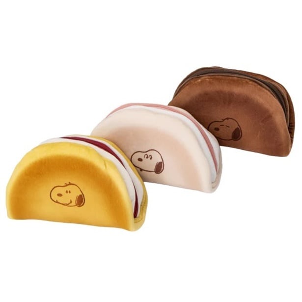 「クリームサンドポーチ」(各2970円)