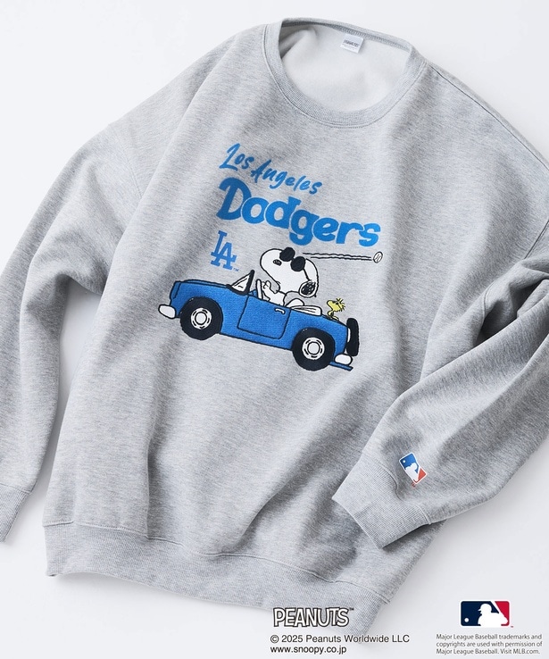 「裏起毛トレーナー(杢グレー/ロサンゼルス・ドジャース)」(大人用7689円、キッズ5280円)