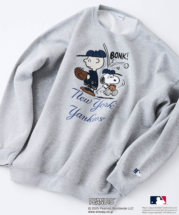 「裏起毛トレーナー(杢グレー/ニューヨーク・ヤンキース)」(大人用7689円、キッズ5280円)