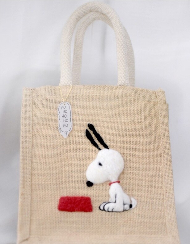 「羊毛フェルトでつくる！びっくりスヌーピー」(4400円)