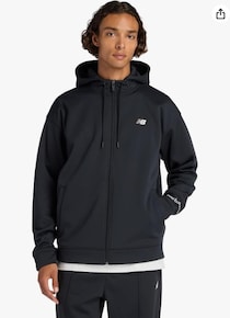 暖かさと快適さを日常に。裏起毛で心地よい【ニューバランス】のダブルニットフーディがAmazonに登場中‼