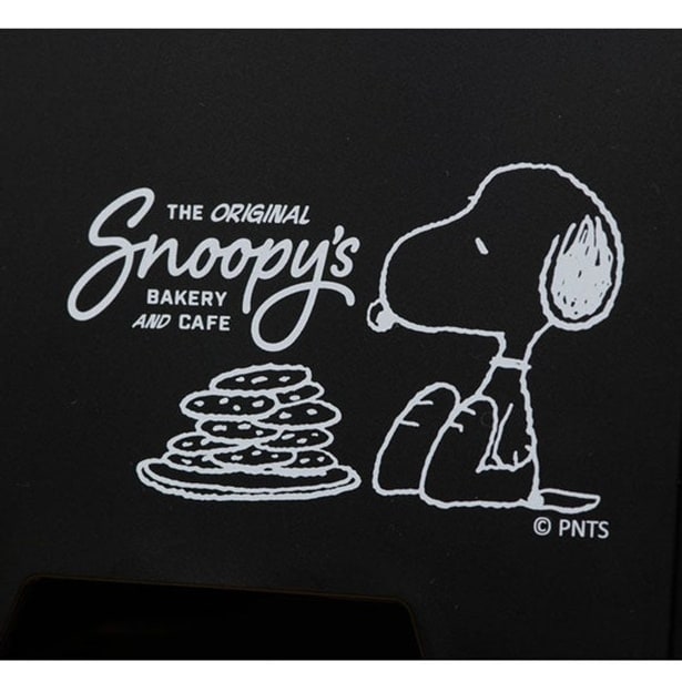 ブラック×スヌーピーのイラストがおしゃれ
