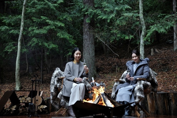 焚き火を囲んで旧年を振り返る「開運のひととき」