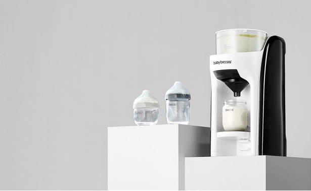 時短でミルクが作れる「Baby Brezza 自動ミルク調乳器(Formula Pro Advanced)」(参考価格3万2700円)