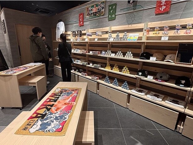 ショップも併設されており、オリジナルグッズが購入できる